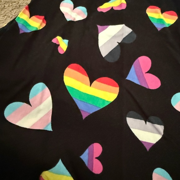 Spencer's Black Heart Patterned Top - Picture 2 of 3